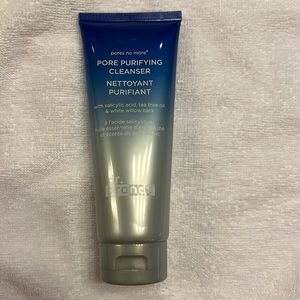 Pores No More Cleanser